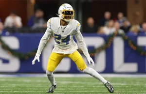 I Colts ingaggiano Nasir Adderley 3 anni dopo che l’allora sicurezza dei Chargers si ritirò dalla NFL all’età di 25 anni