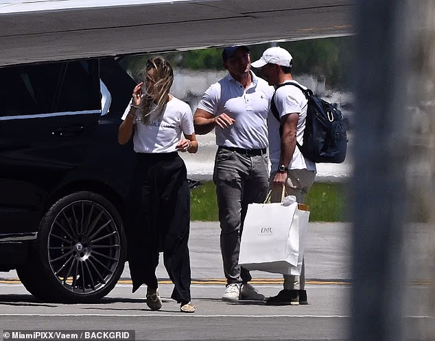 Rory McIlroy ed Erica Stoll tornano in Florida dopo aver celebrato la drammatica vittoria del Masters ad Augusta