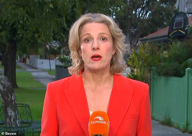 Nat Barr attacca il governo albanese e chiede risposte sui 77.000 migranti illegali che vivono in Australia: “Come li trovate?”