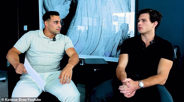 ‘Looksmaxxer’ Clavicular rivela lo sconcertante motivo per cui gli uomini non dovrebbero MAI indossare una maglia da calcio in una chiacchierata con l’influencer australiana