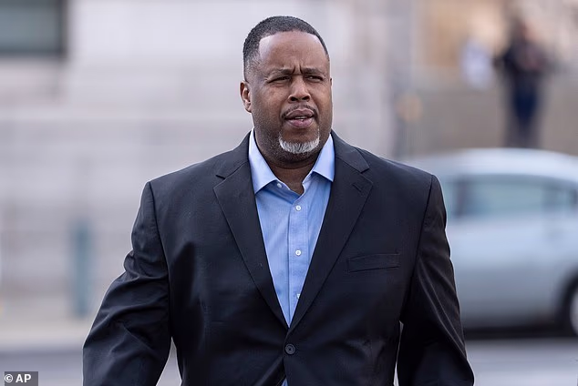 L’ex giocatore e allenatore della NBA Damon Jones dovrebbe annullare l’appello nel processo federale sul gioco d’azzardo