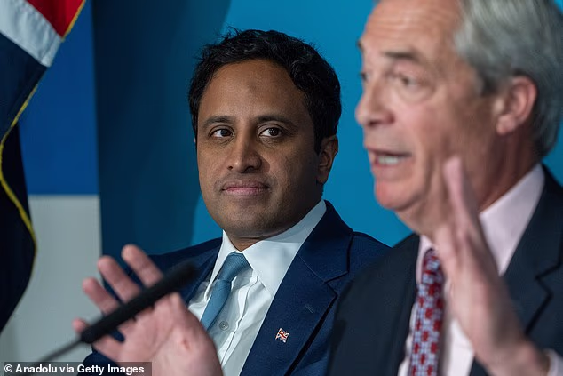 La riforma afferma che se vincerà le prossime elezioni deporterà fino a 400.000 richiedenti asilo, creando centri di detenzione “pop-up” per contenere migliaia di persone.