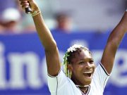 Serena e Shaq si uniscono alla virale “Com’eri negli anni ’90?” tendenza