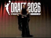 Flau’jae Johnson e Azzi Fudd brillano sul tappeto del Draft WNBA 2026