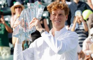 Jannik Sinner batte Daniil Medvedev e conquista il primo titolo a Indian Wells