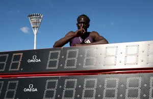 Il velocista australiano Gout Gout batte il record under 20 con un incredibile tempo sui 200 metri, superando il leggendario olimpionico Usain Bolt
