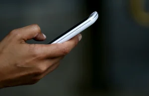 La crisi energetica si aggrava e nel paese asiatico la rete Internet e quella dei cellulari rischiano di essere completamente bloccate