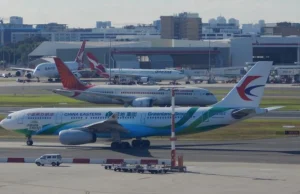 L’Iran apre parte del suo spazio aereo, possono transitare voli internazionali