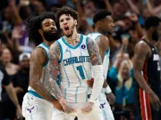 Torneo play-in NBA: la tripla di Coby White e il layup finale di LaMelo Ball spingono gli Hornets nel thriller OT dopo Heat
