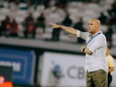 Entusiasta del discorso sull’abolizione del regolamento U23, l’allenatore del Bali United avverte dei grandi rischi per i giovani giocatori