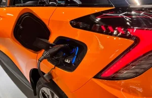 Cambiati gli incentivi, la tassa sulle auto elettriche potrebbe raggiungere i 7 milioni di IDR all’anno