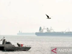 I paesi arabi chiedono all’Iran di pagare un risarcimento per la chiusura dello Stretto di Hormuz