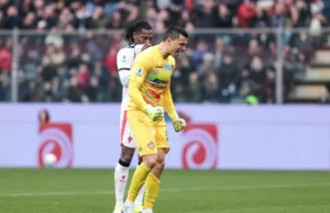 Il portiere della nazionale indonesiana in fiamme! Emil Audero segna la 9° porta inviolata mentre la Cremonese pareggia con il Torino
