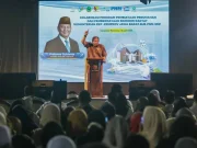 Cucun DPR verifica il programma BSPS nella reggenza di Bandung ed evidenzia le restrizioni sulla limitazione della terra