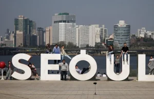 La Corea del Sud garantisce 273 milioni di barili di greggio senza passaggio attraverso lo Stretto di Hormuz, come avviene?