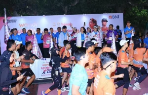 La Wondr Kemala Run 2026 si è tenuta con successo, rilanciando l’economia di Bali, coinvolgendo le MPMI e distribuendo donazioni umanitarie