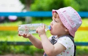 Virale! Questi sono i fatti dietro l’aspetto del bambino sulla bottiglia
