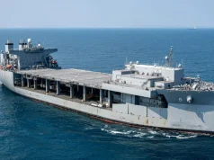 La Marina indonesiana conferma il passaggio di una nave da guerra americana nello Stretto di Malacca. Qual è la tua missione?