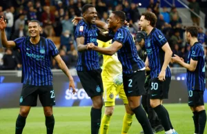 Ritorno epico al Giuseppe Meazza! Dopo essere rimasta sotto 0-2, l’Inter corre alla ricerca dei biglietti per la finale di Coppa Italia