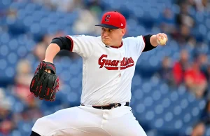 L’offerta infruttuosa del debuttante dei Guardiani Parker Messick è stata fermata dagli Orioles al 9 ° inning