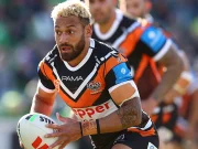 Notizie NRL 2026: Phil Gould esorta i selezionatori del NSW a scegliere Api Koroisau per State of Origin; Forma dei Wests Tigers, dibattito sulle prostitute