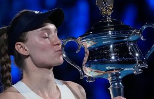 Rybakina batte Sabalenka vincendo l’Australian Open e conquistando il secondo major