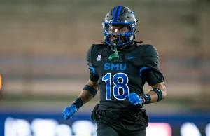 L’ex CB della SMU Teddy Knox, l’altro conducente dell’incidente di Rashee Rice, ritenuto responsabile in una sentenza contumaciale da 2,9 milioni di dollari