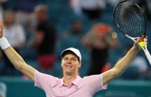 Sinner si assicura il ‘Sunshine Double’, sconfiggendo Lehecka nella finale del Miami Open