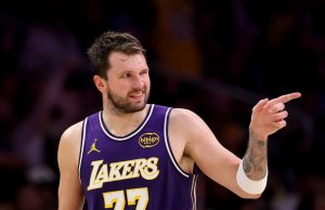 Luka Doncic tornerà ai Lakers dopo le cure in Europa
