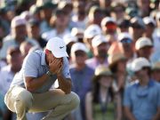 Rory McIlroy supera gli ostacoli e vince rari Master consecutivi