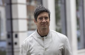 Vernon Kay rompe il silenzio: il presentatore ringrazia i fan per gli “auguri” mentre parla per la prima volta della separazione da Tess Daly dopo 23 anni di matrimonio