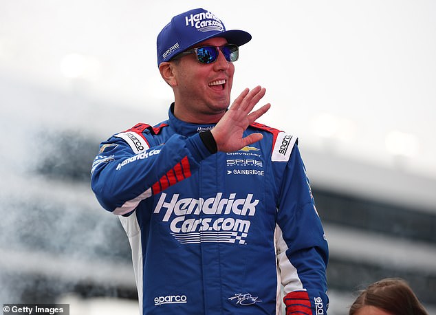 108807841-15841453-Kyle_Busch_was_struggling_to_breathe_overheating_and_coughing_up-m-66_17794668274.jpeg