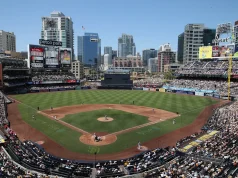 La concessione di Padres viene ribattezzata “FTD Burger” dopo che l’apparente sparatoria ai Dodgers è diventata virale