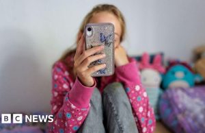 TikTok e YouTube “non sono abbastanza sicuri” per i bambini, afferma Ofcom