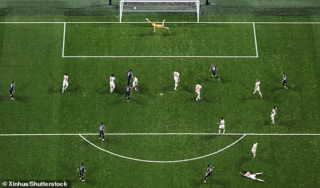 CRAIG HOPE: La mia Inghilterra XI che può vincere Euro 2028 – due stelle nascenti di Toon incluso un aggiornamento in Declan Rice, il gioiello di destra per sostituire Bukayo Saka e il duo che può risolvere il problema del centrocampo